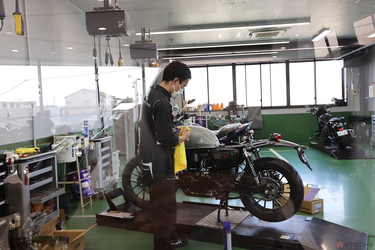 法定点検とは、道路運送車両法で定められた定期点検です