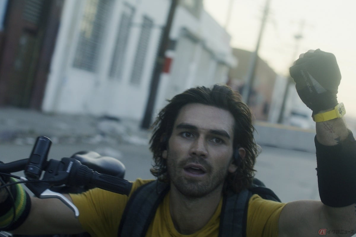 『ソングバード』(c) 2020 INVISIBLE LARK HOLDCO, LLC. ALL RIGHTS RESERVED.