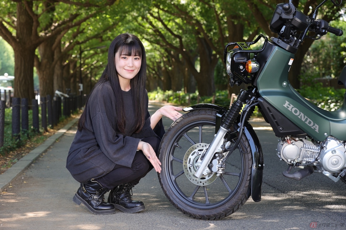 キャストホイールにタイヤもチューブレスタイヤに変更したことで悪路でのパンク対策はバッチリ