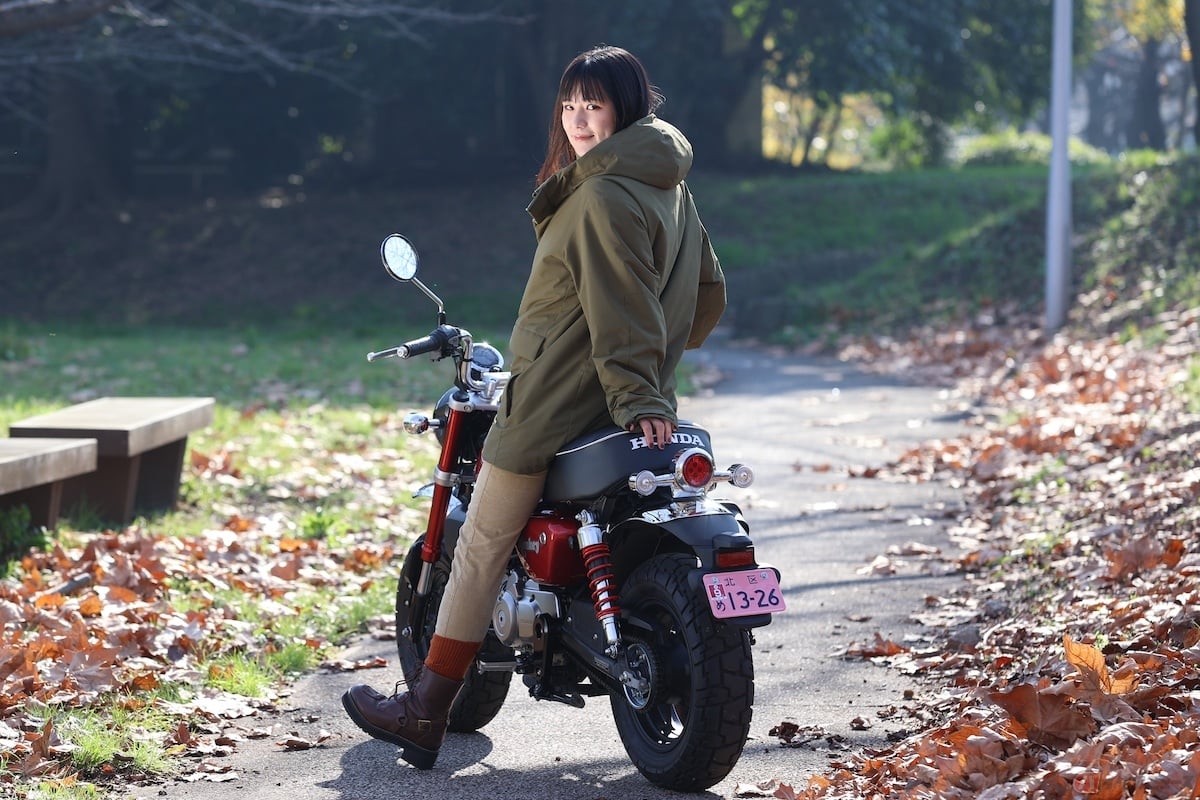 原付バイクのナンバープレートの色は、排気量毎に分類されています