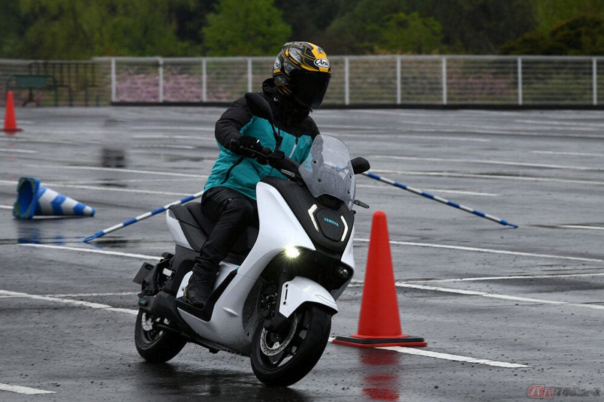 ヤマハの原付二種電動バイク「E01」