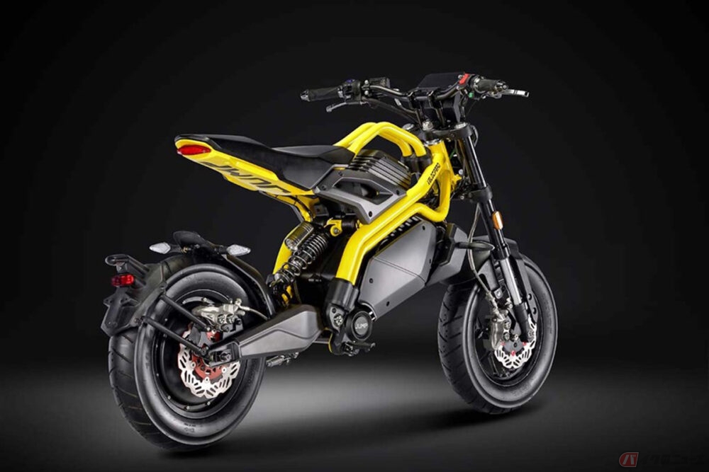 Velocifero「Jump」 全長わずか183cmのアーバン電動バイクをバイク