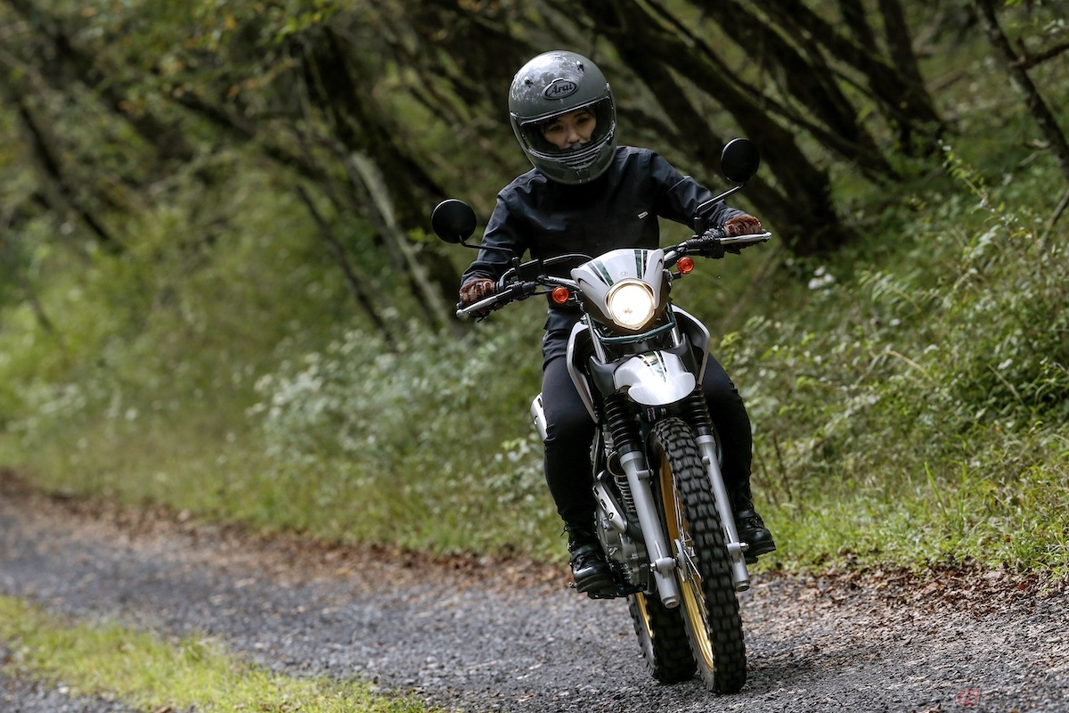 林道ツーリングは、大自然の中でバイクを操る楽しさを味わうことができます