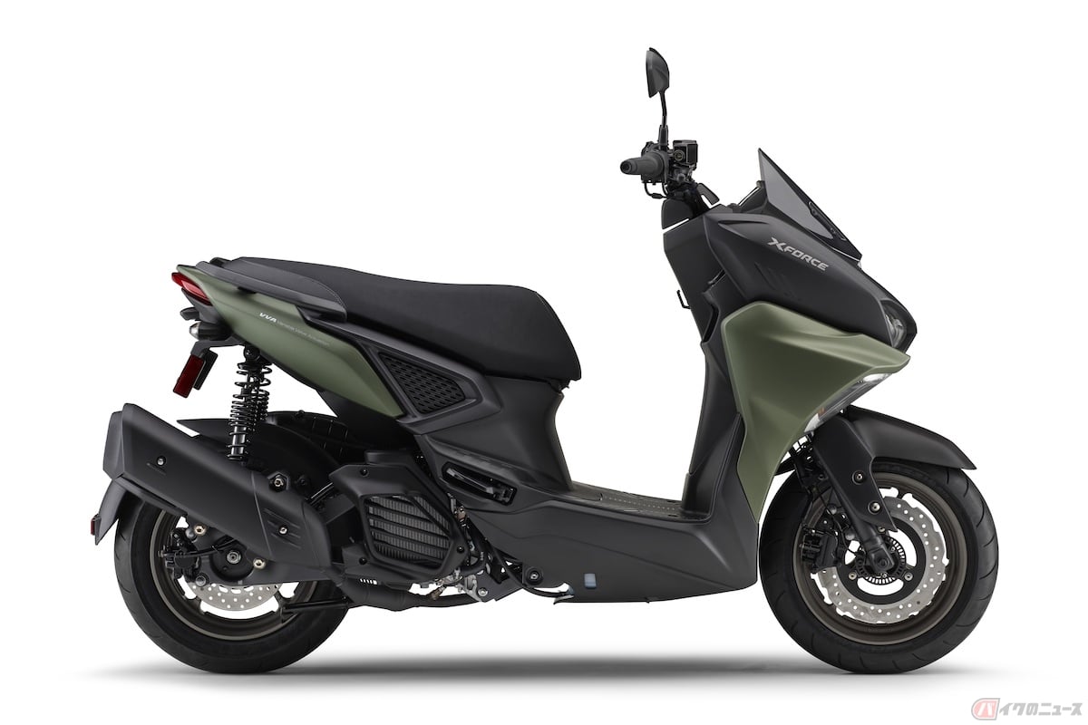 高速道路も走行できる155ccモデル