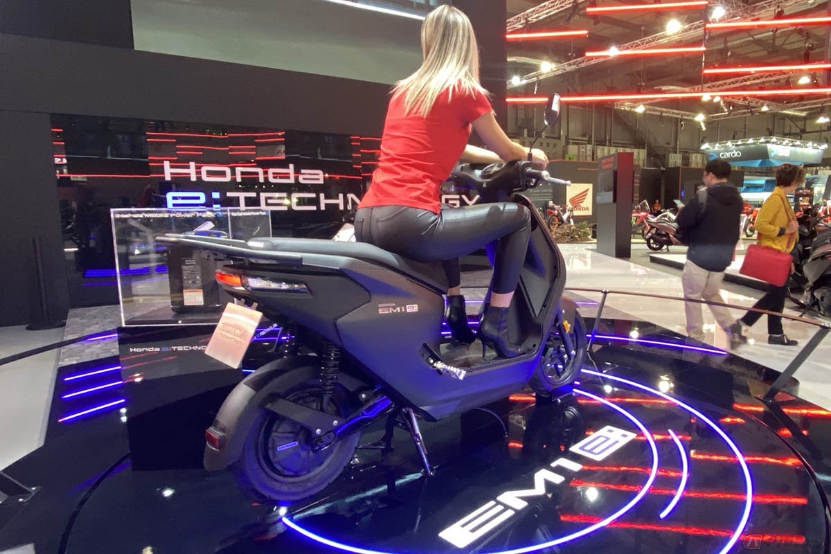 ホンダの最新電動バイク「EM1 e:」
