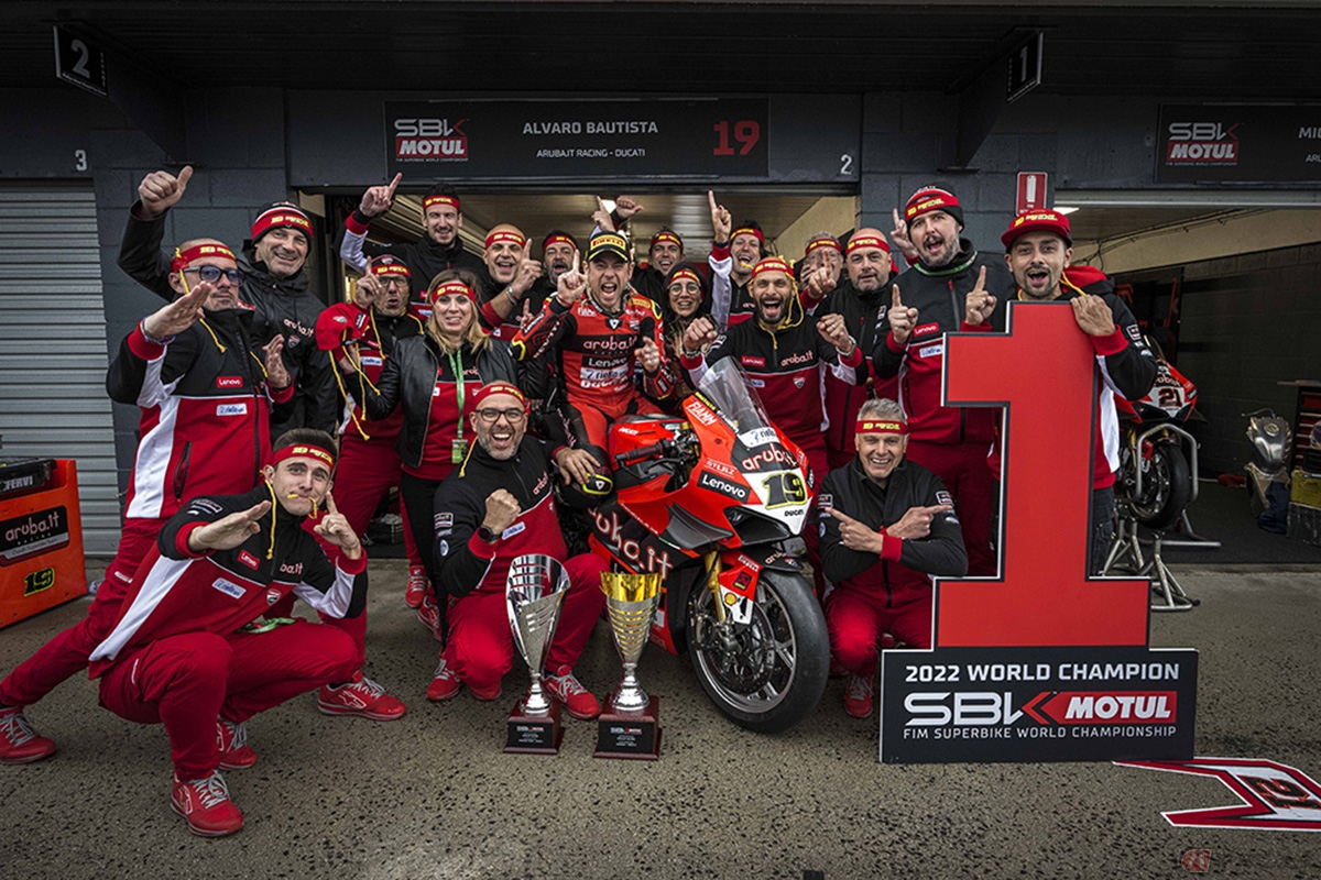 チームタイトルを獲得したAruba.it Racing-Ducati
