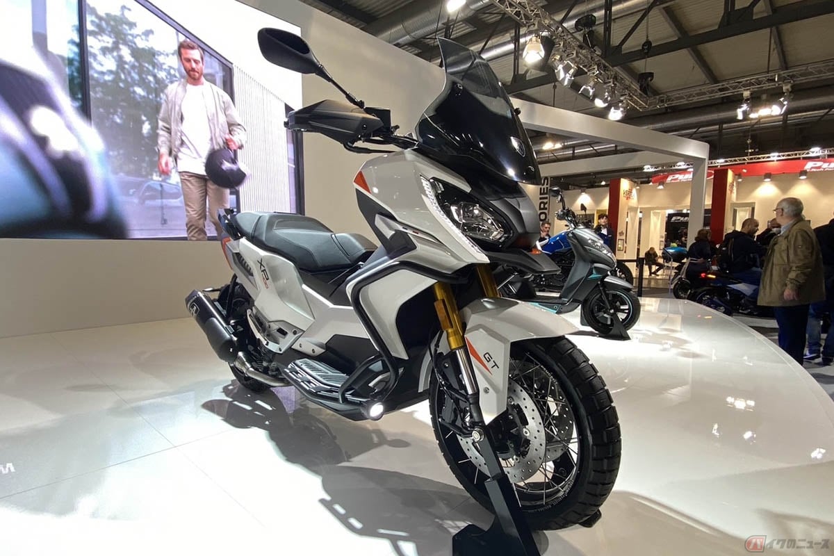 プジョーモトシクル「XP400」(GT仕様)