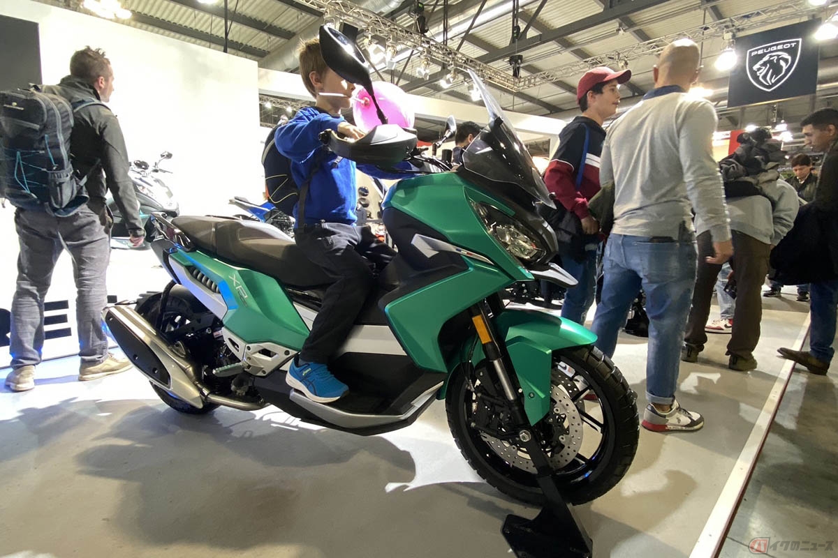 プジョーモトシクル「XP400」(Allure仕様)