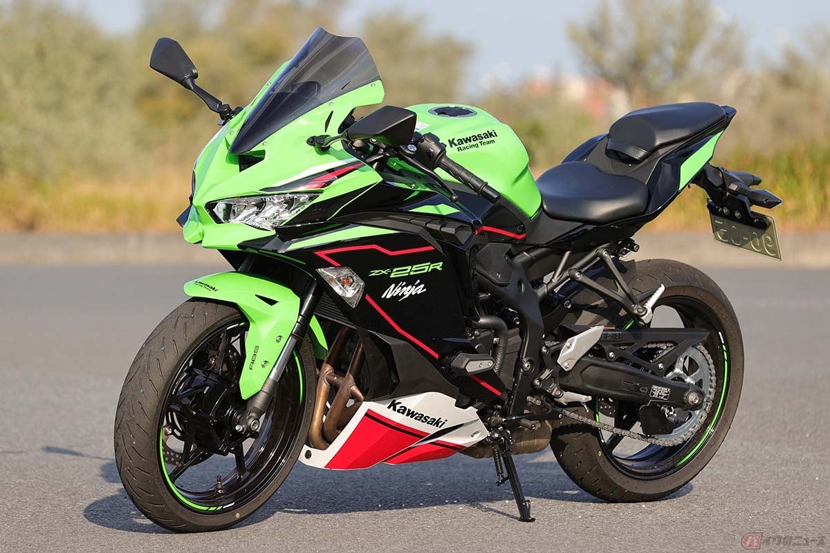 カワサキ「Ninja ZX-25R SE KRT EDITION」(2022年型)カラー:ライムグリーン×エボニー