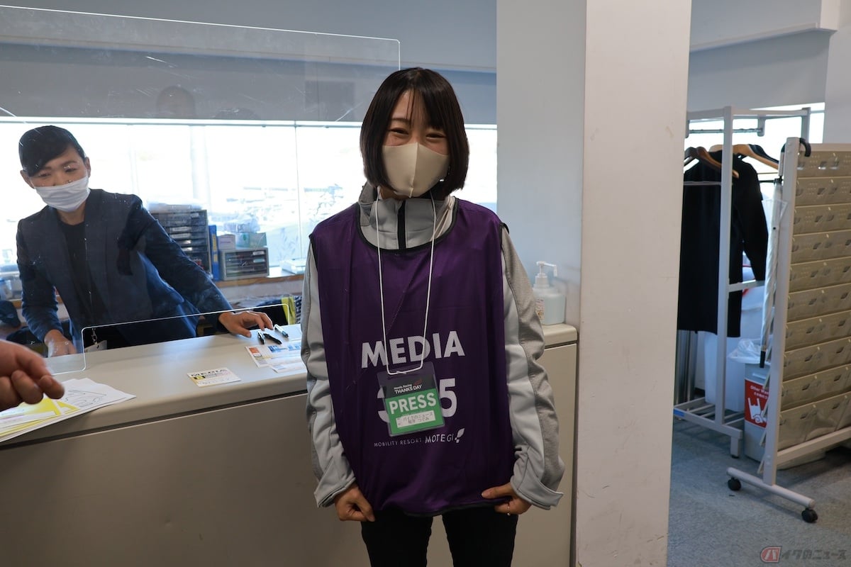 ビブスを着用し、ドキドキしてきたつぐみらいだー