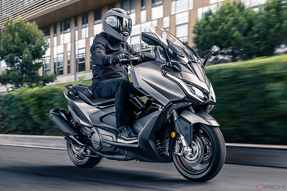 キムコ「AK550プレミアム」