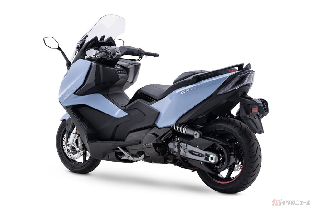 キムコ「AK550プレミアム」 スポーティさと快適性を両立する大型