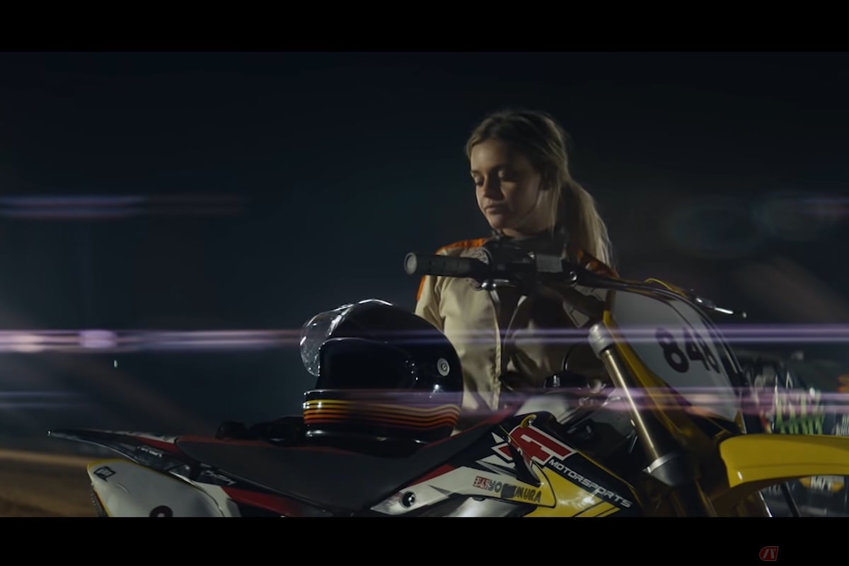 ザ・チェインスモーカーズ「This Feeling ft. Kelsea Ballerini」