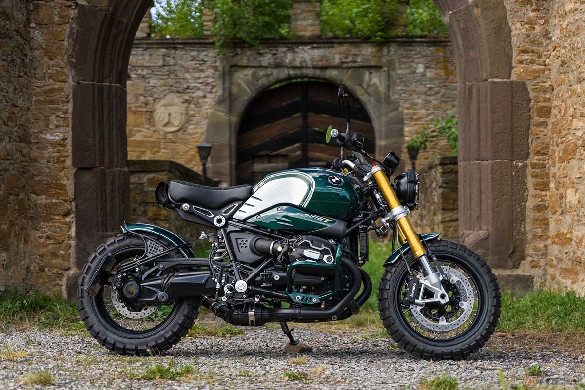 BMW RnineTカスタムby Witzel.