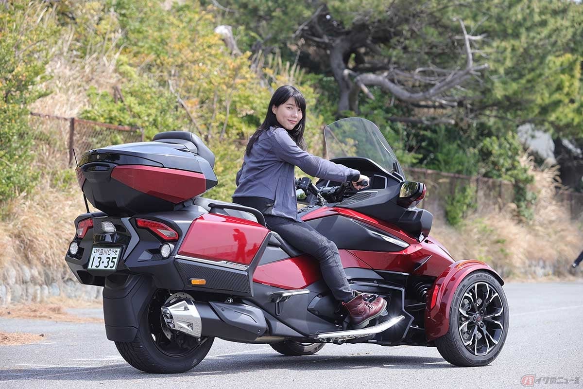 トライクは公道走行にヘルメットは不要だが着用するのが望ましい