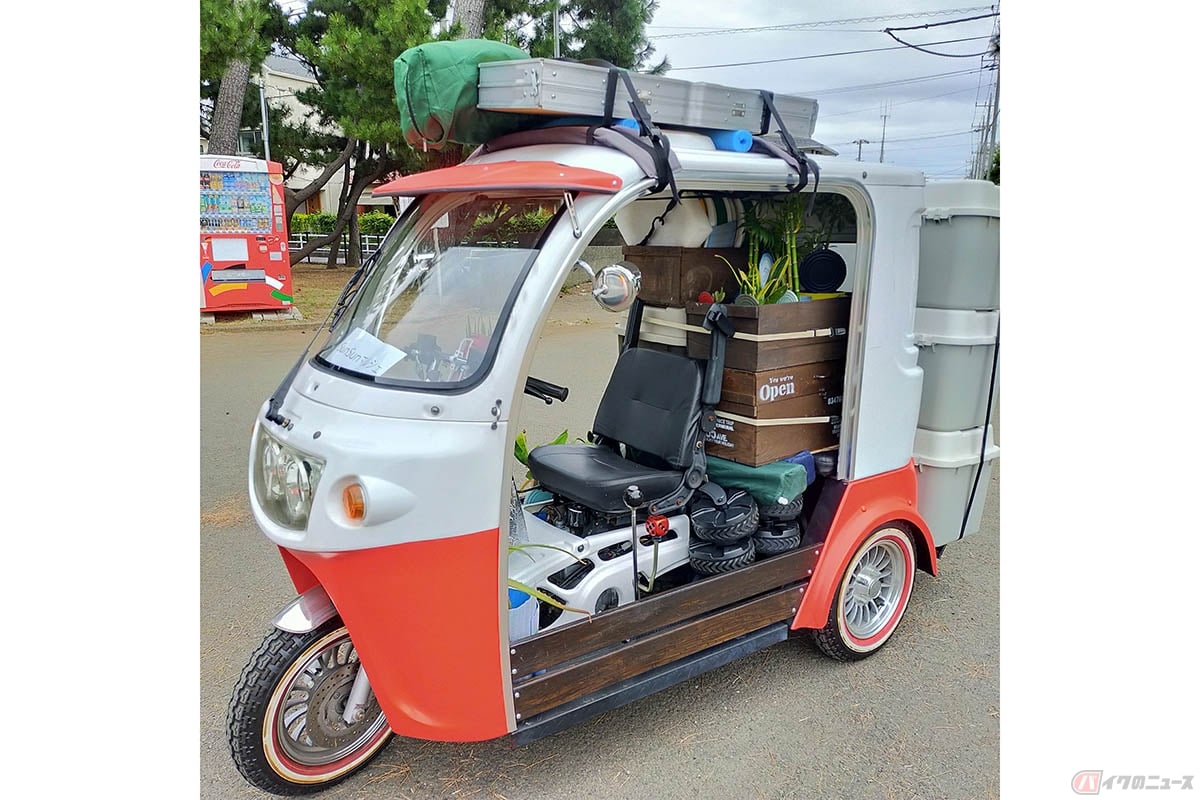 イベント出店時の模様(Masakiさん提供写真)。これは、絶対吸い寄せられるやつですね! ぜひじっくりご鑑賞ください