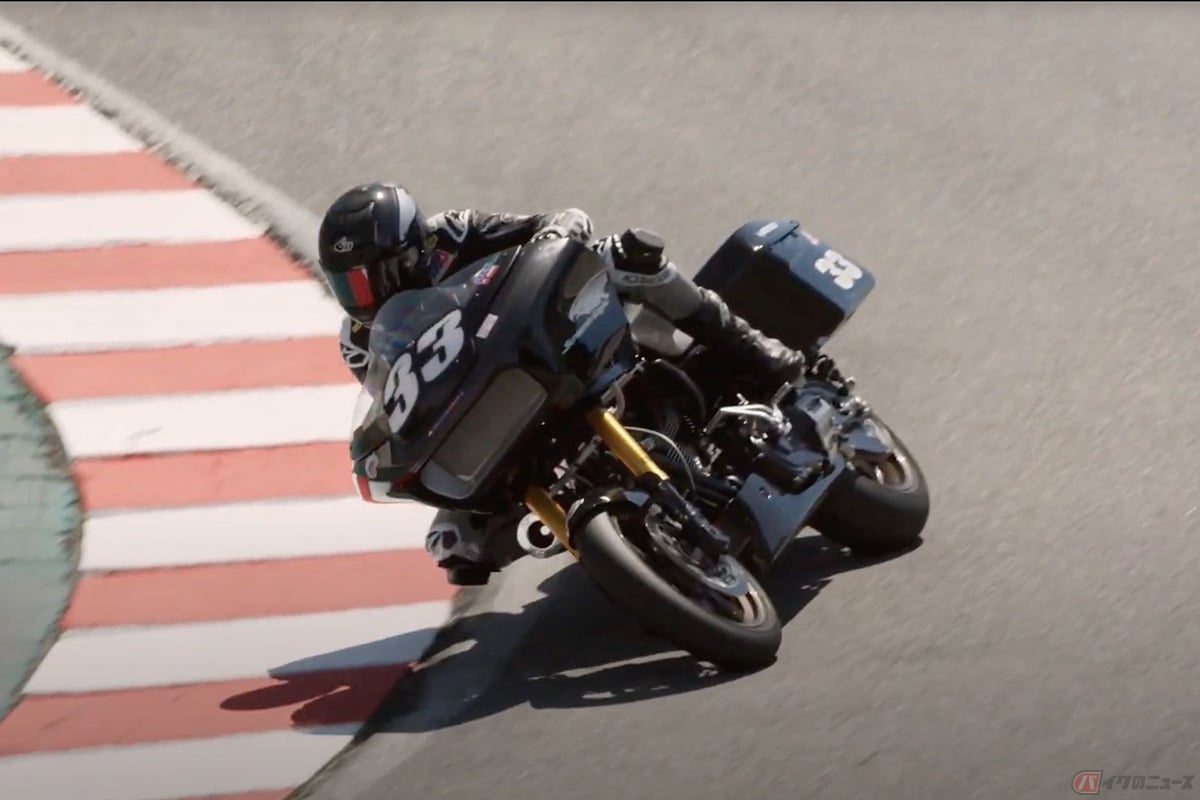 2021年はレースの『キングオブバガーズ』でチャンピオンを獲得したH-D。ワークスライダーのカイル・ワイマン選手の走行シーンも映像内では紹介されています