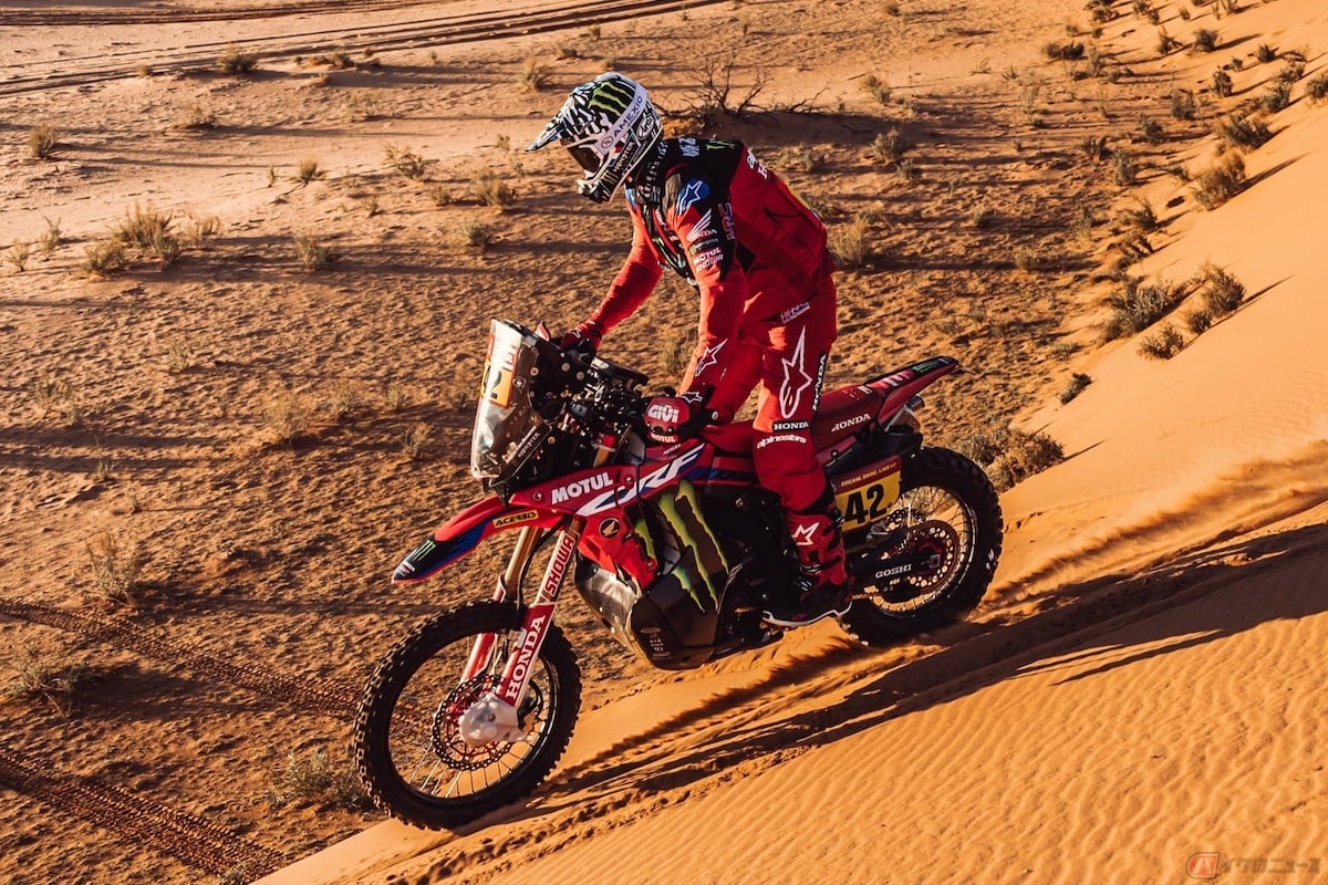 ステージ5優勝を果たしたMonster Energy Honda Teamのエイドリアン・ヴァン・ベバレン選手