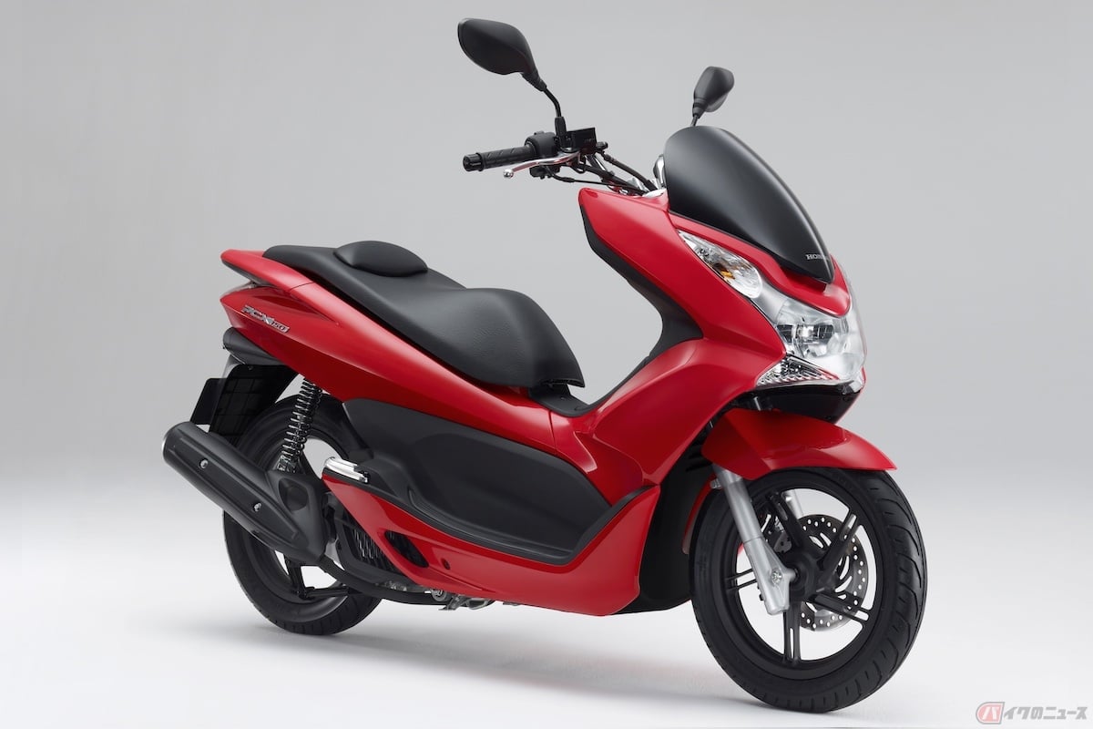 2012年6月7日に発売された初代「PCX150」