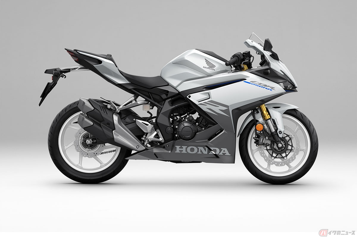 ホンダ新型「CBR250RR」パールグレアホワイト