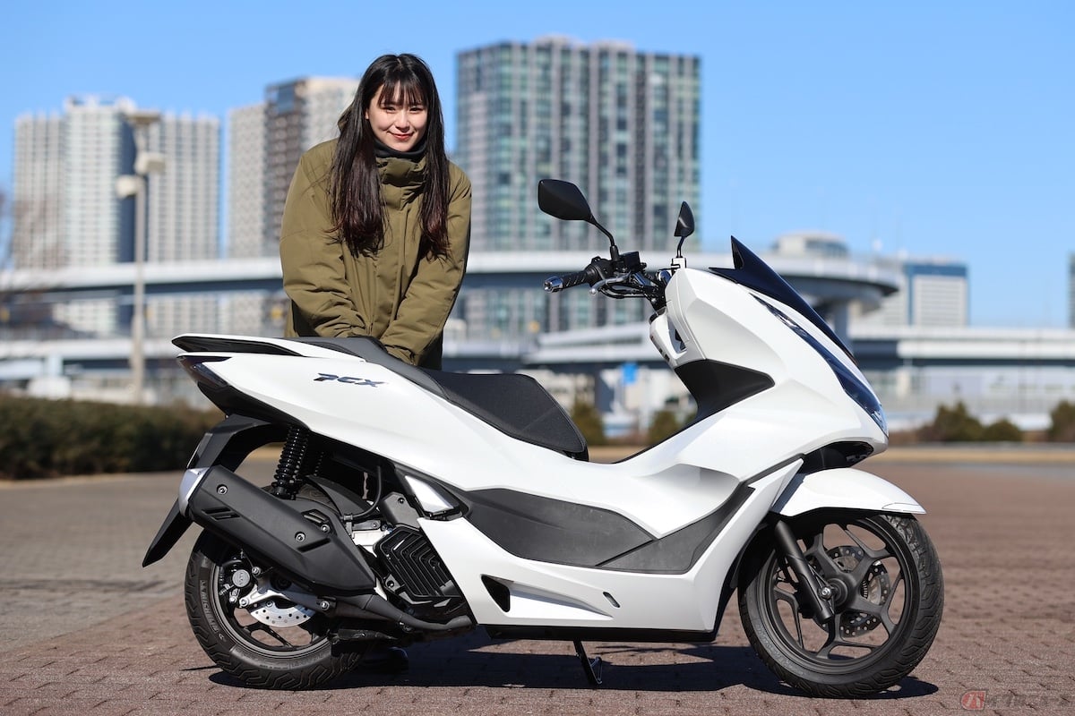 ホンダの原付二種スクーター「PCX」の車両重量は133kg