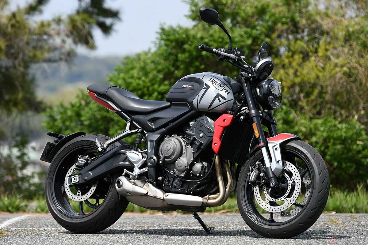 トライアンフ「TRIDENT 660(トライデント660)」カラー:シルバーアイスディアブロレッド