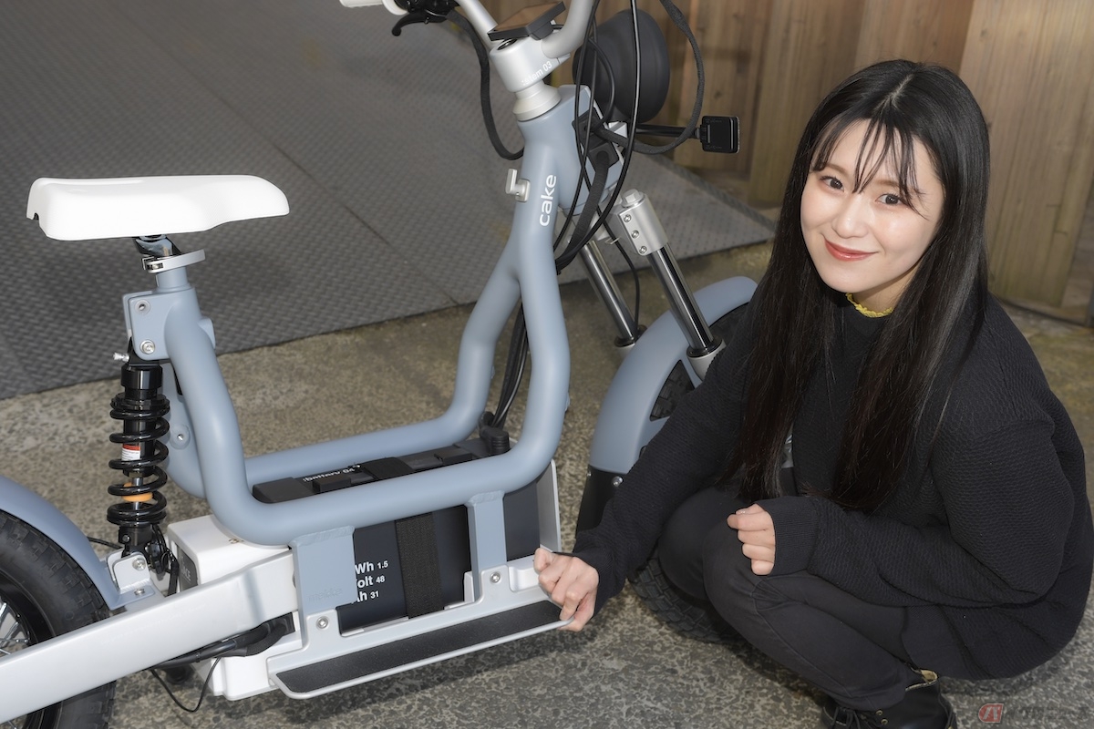 Makka flexの定格出力は1.55kWで、運転するには普通自動二輪免許が必要