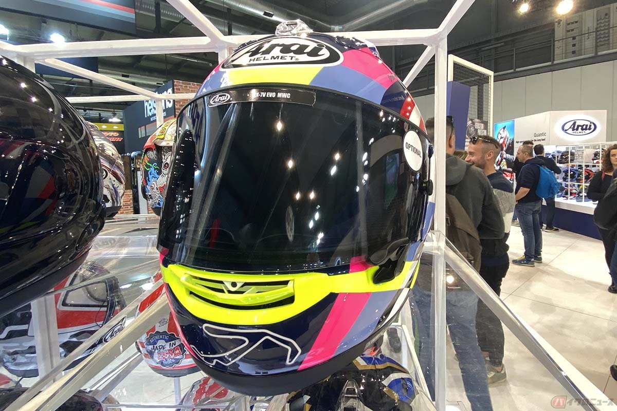 アライヘルメットのヨーロッパ限定モデル「RX-7V "50 Years of Misano World Circuit" by Drudi Performance - painted by DiD Design」