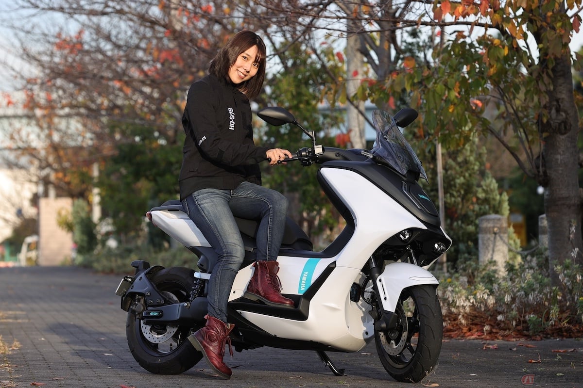 ヤマハの電動スクーター「E01」に試乗します