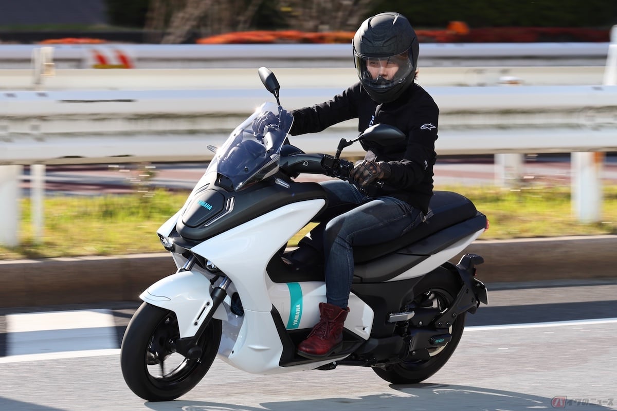 走行中もとにかく静かな「E01」