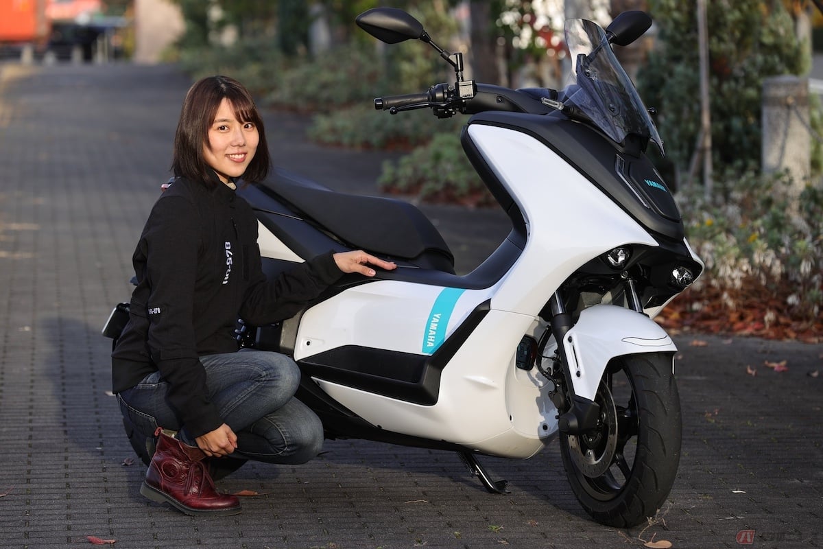 『E01』は一般向けの販売は行なっていませんが、リース期間(月々2万円、利用期間3ヶ月)を設けています