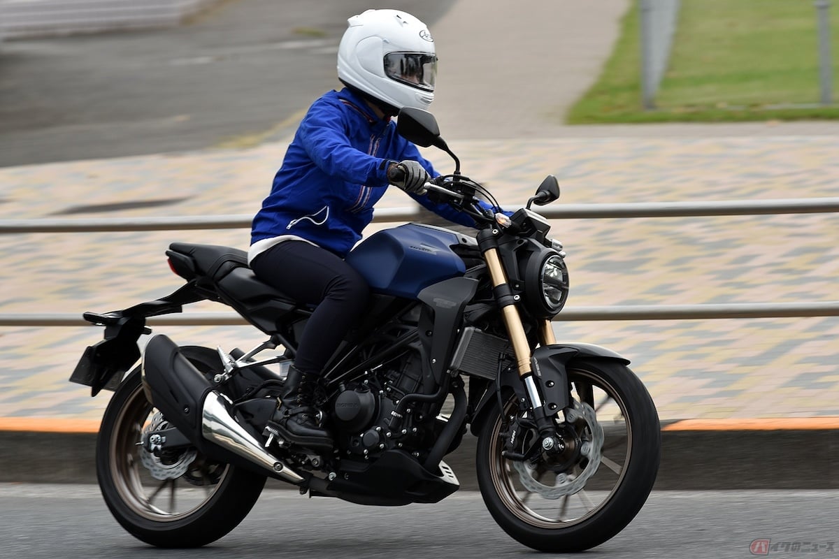 ホンダ「CB250R」の価格は、56万4300円(税込)