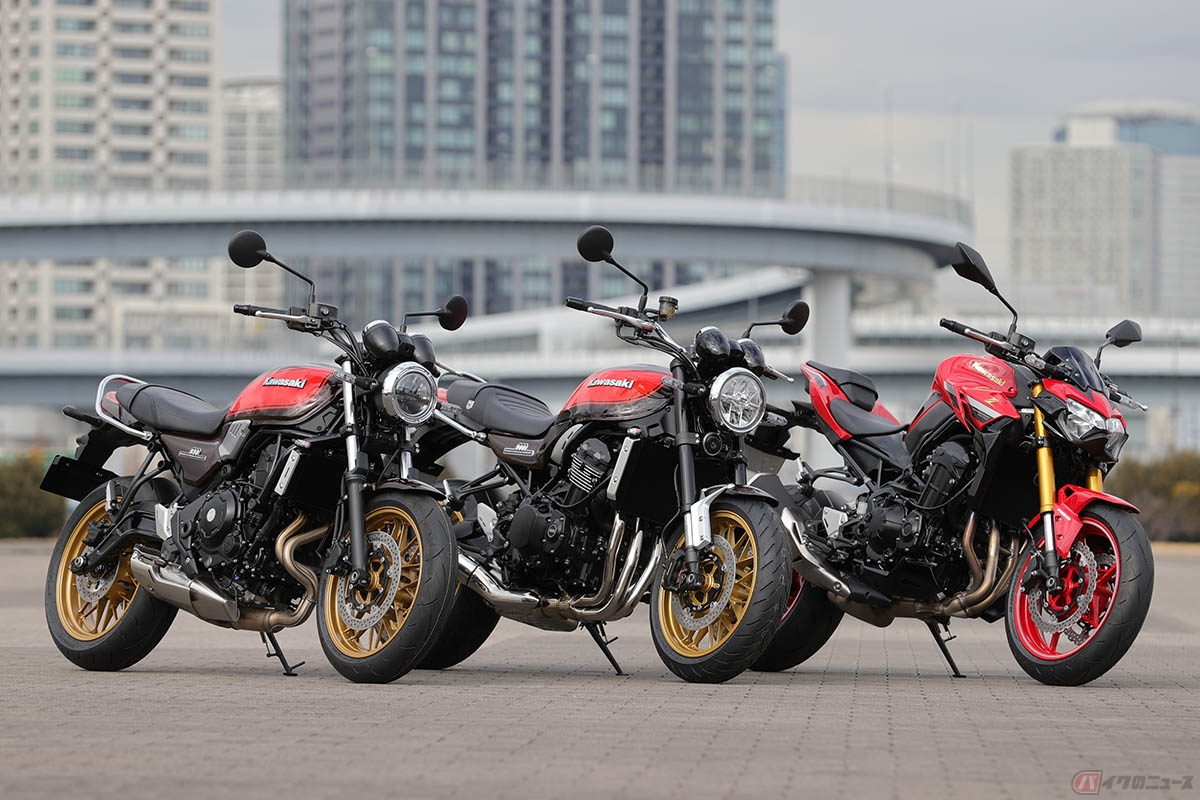 Z誕生50周年を記念した「50th Anniversary」モデル。左からZ650RS、Z900RS、Z900