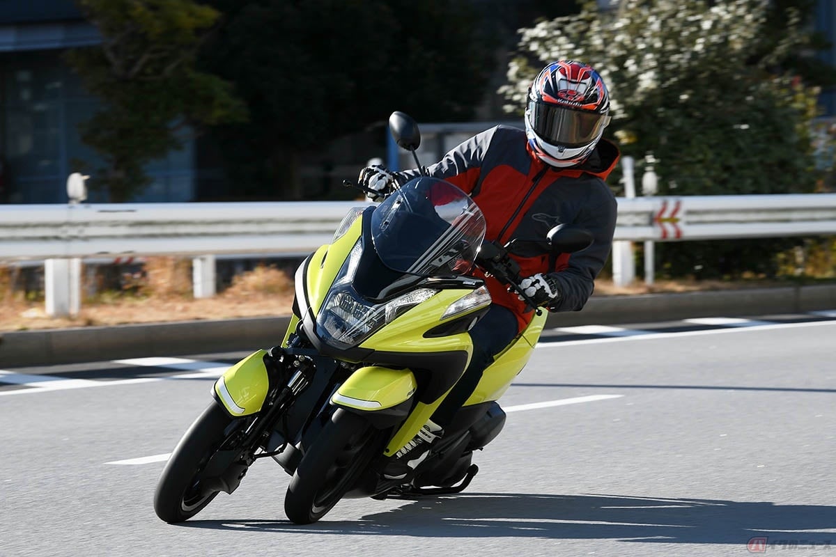 前二輪のフロントタイヤ左右に荷重をかけてくれるので、安定感をしっかり体感することができます