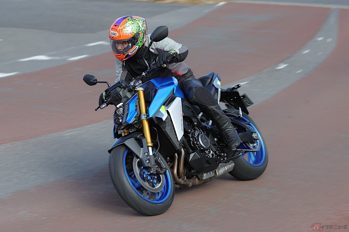 1台でいろいろな表情が楽しめてしまう「GSX-R1000」