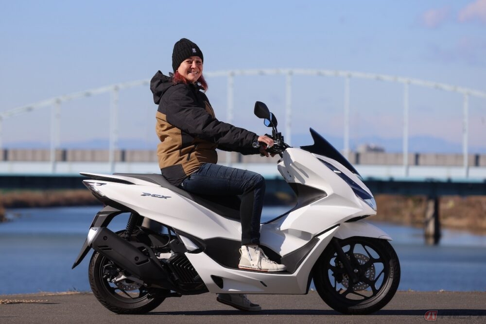 ヤマハ「シグナス グリファス」が響鬼でホンダ「PCX」がキバ！ クリス