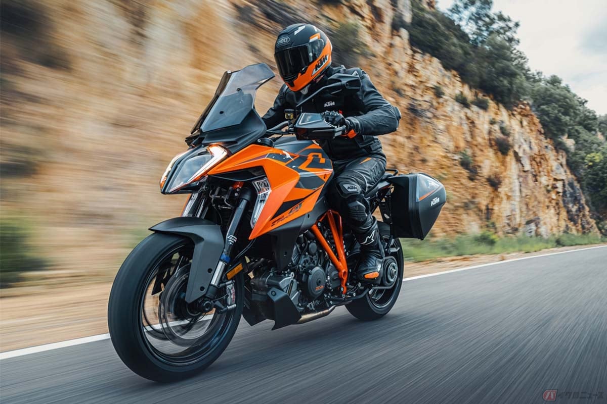 KTM「1290 SUPER DUKE GT」(2022年型)