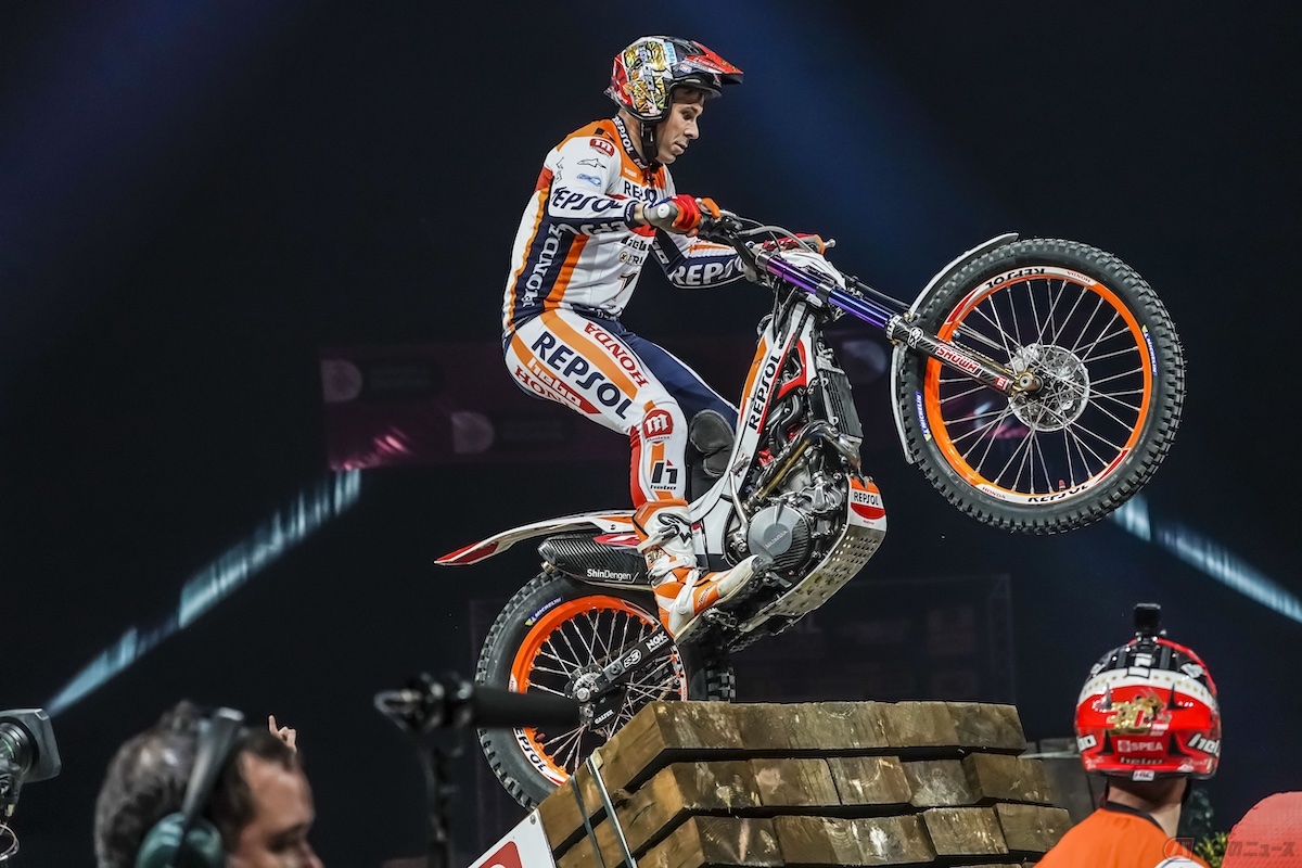 X-Trial開幕戦を制したRepsol Honda Teamトニー・ボウ選手