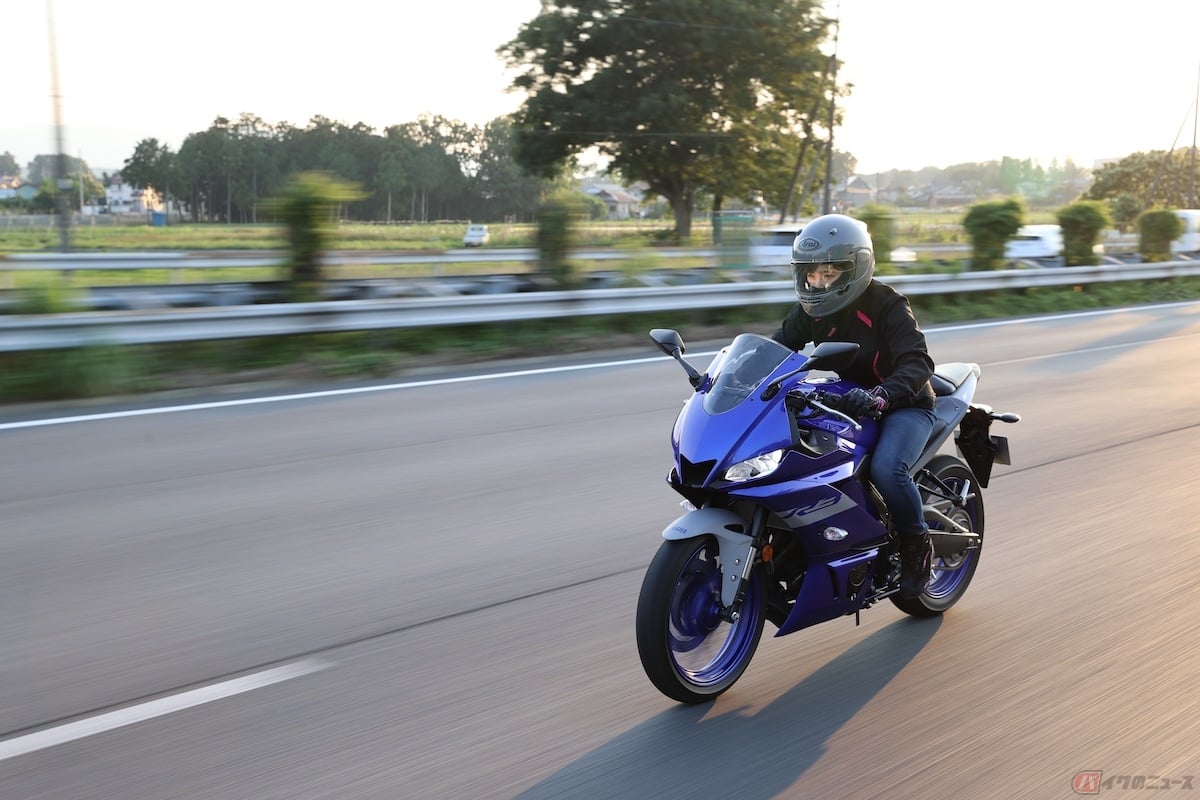 単調な走行景観が続くとライダーの集中力が低下し、事故のリスクが高まる