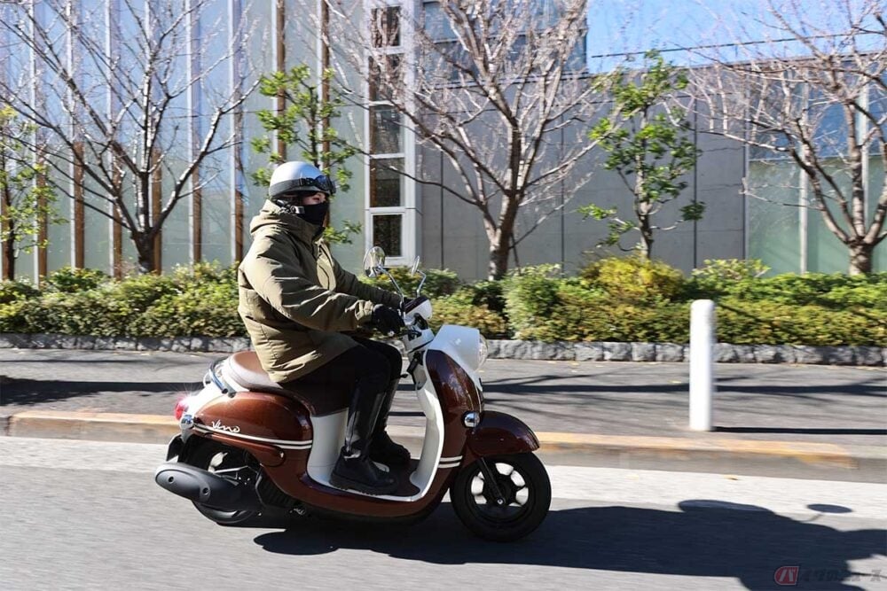 バイクにはマスクやゴーグルなどの花粉症対策が有効