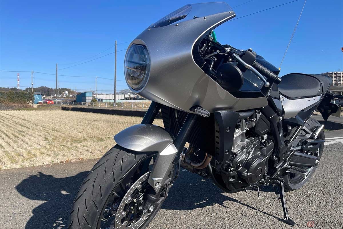 クリステル・チアリさんがレンタルしたホンダ「HAWK11」
