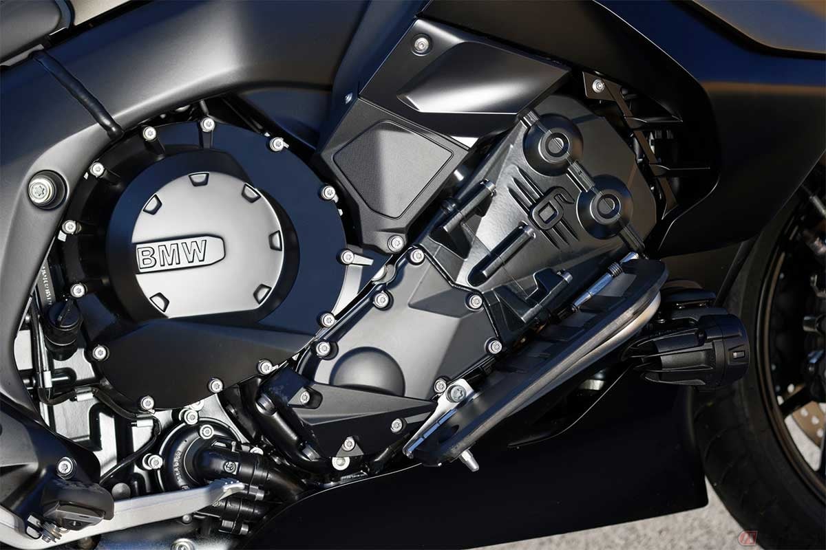 排気量1648ccの直列6気筒エンジンを搭載 ※写真は「K 1600 B」