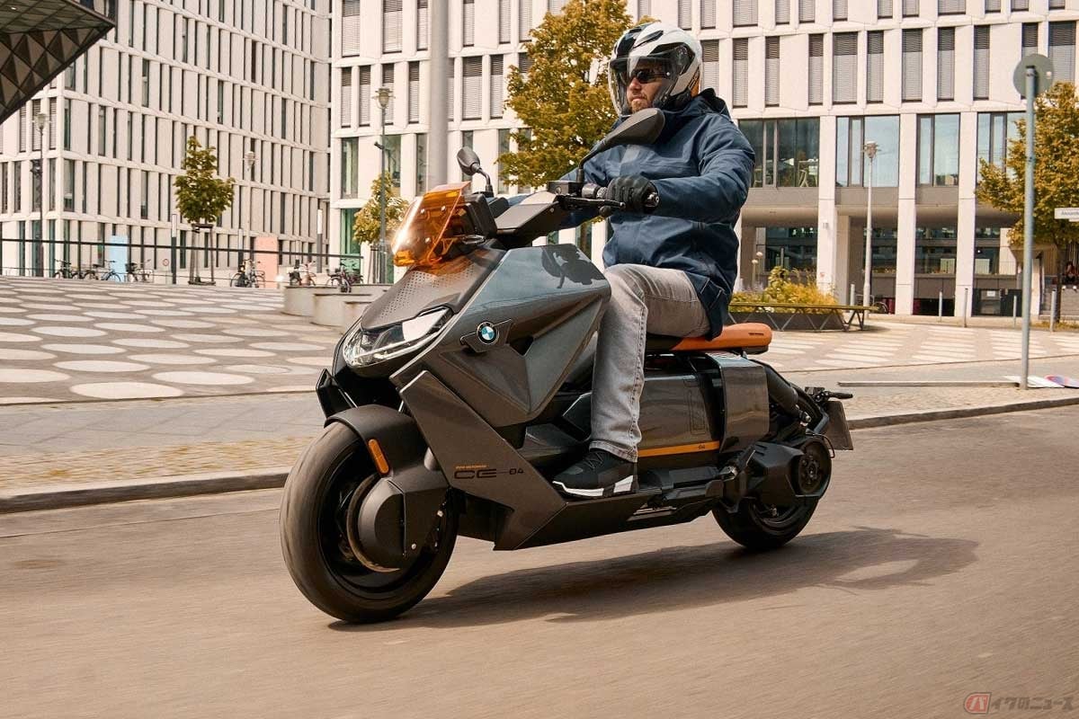 BMW Motorrad「CE 04」