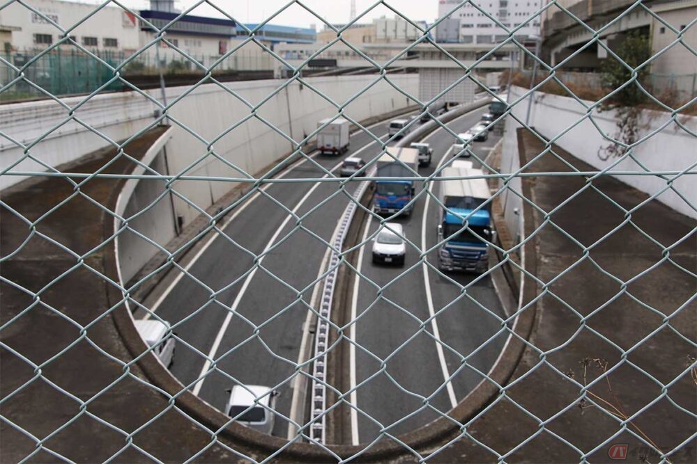 首都高初の海底トンネルに海水 構造物の性能回復目指す 羽田トンネル には道路とは別の重要な空間も バイクのニュース