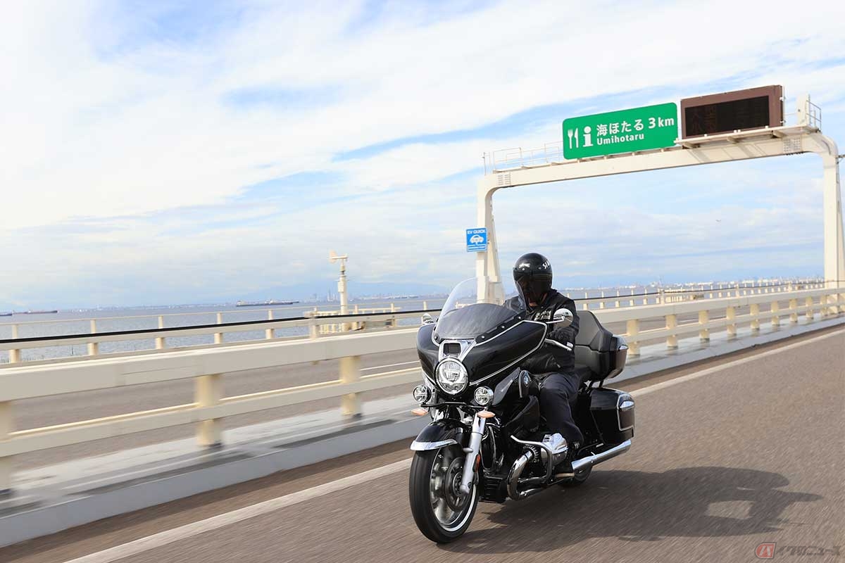 首都圏の東京湾アクアライン、関西圏の神戸淡路鳴門橋、瀬戸中央道は割引対象道路ではないが、前後の走行を連続走行として積算