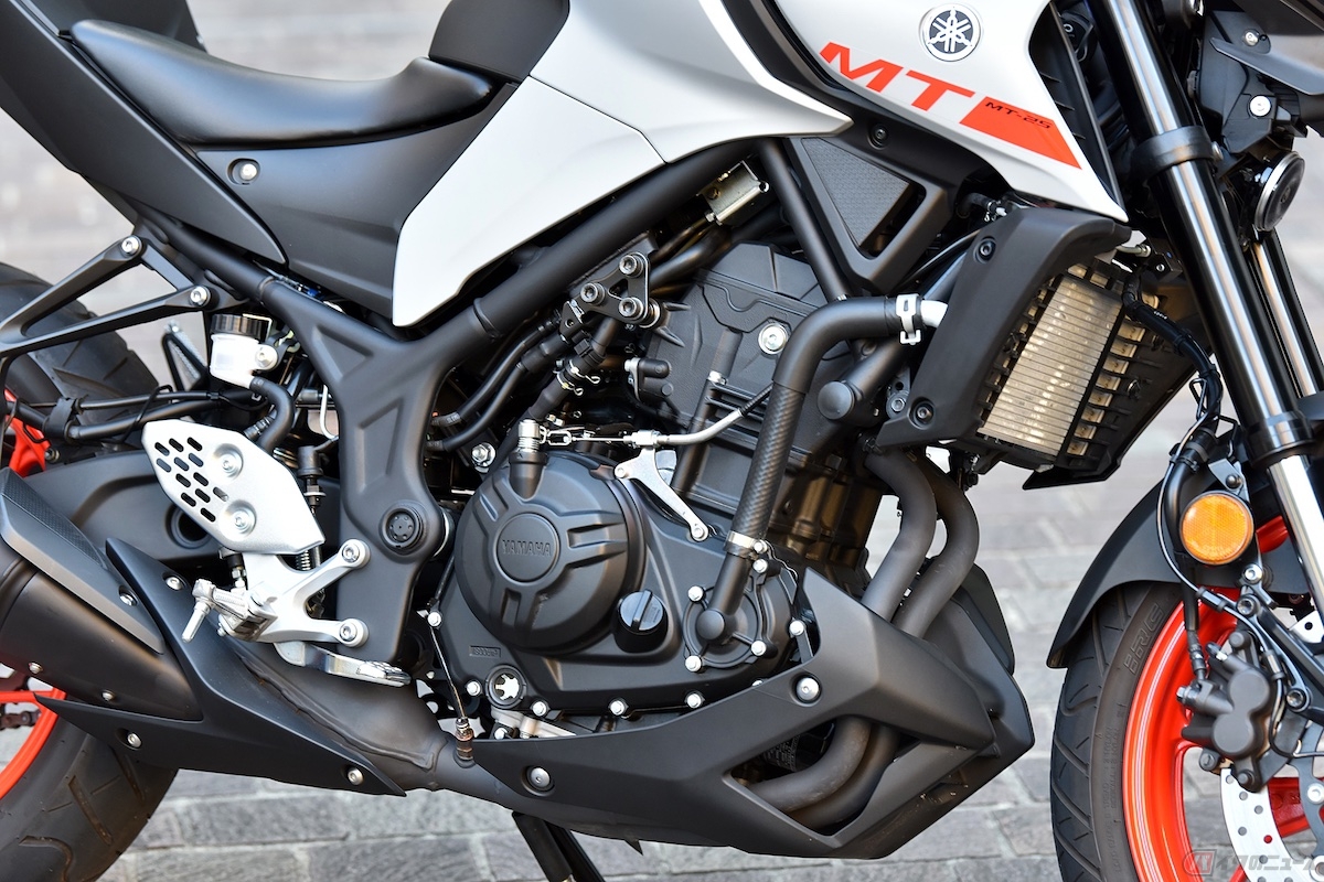 近年単気筒・二気筒のエンジンを搭載するバイクが増加(ヤマハMT-25)