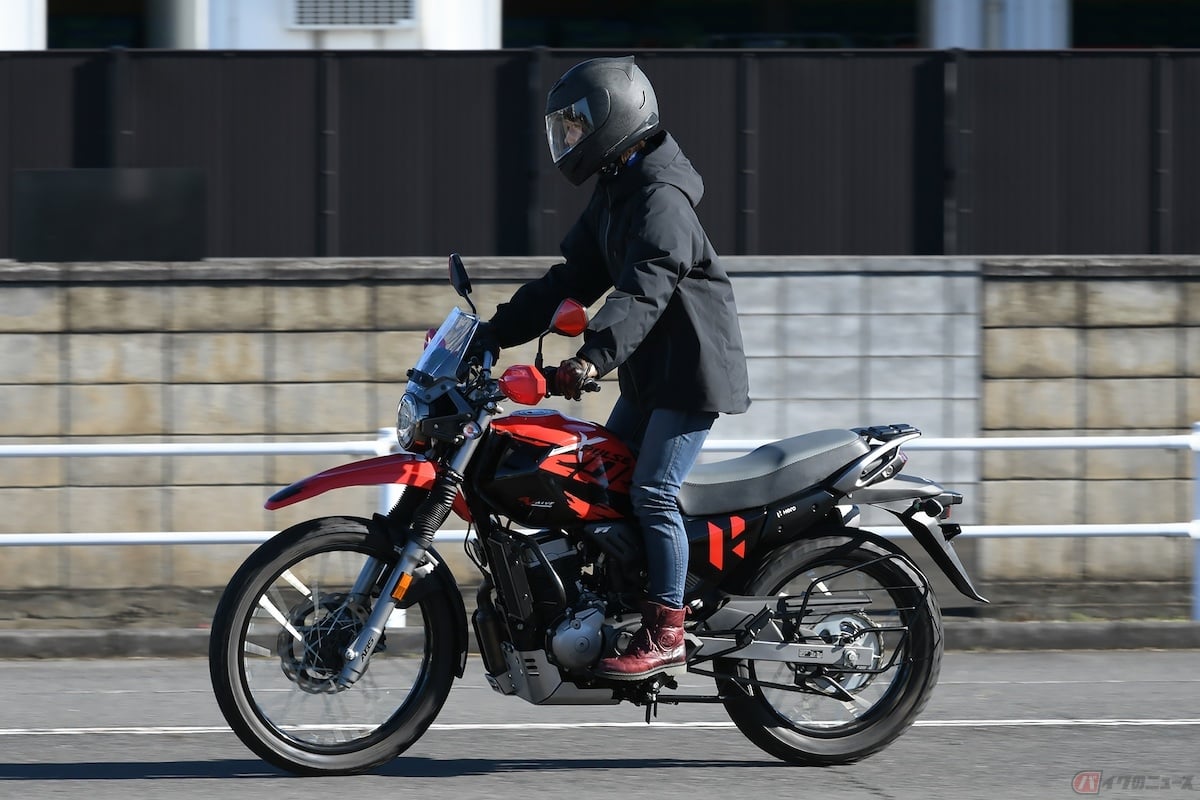 立った状態で運転しても滑らかに走ってくれる