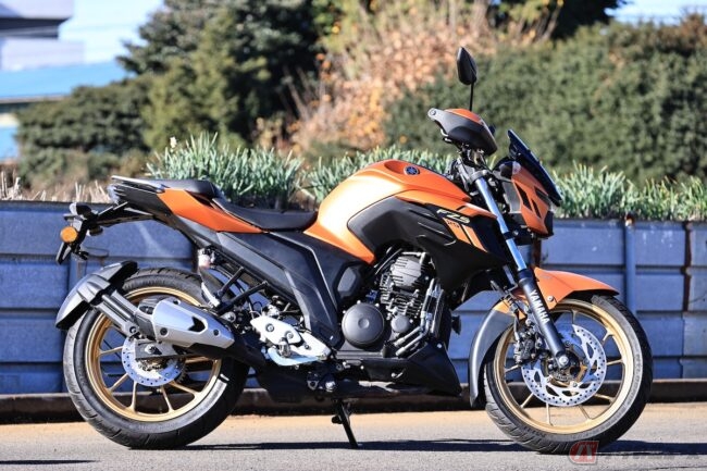 爽やかな車体色や滑らかな乗り味が好印象!インド製のヤマハ『FZS25 爽やかな車体色や滑らかな乗り味が好印象!インド製のヤマハ『FZS25