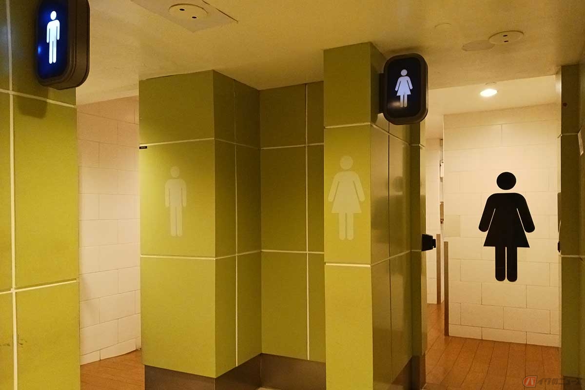 マレーシア、クアラルンプール空港のトイレ