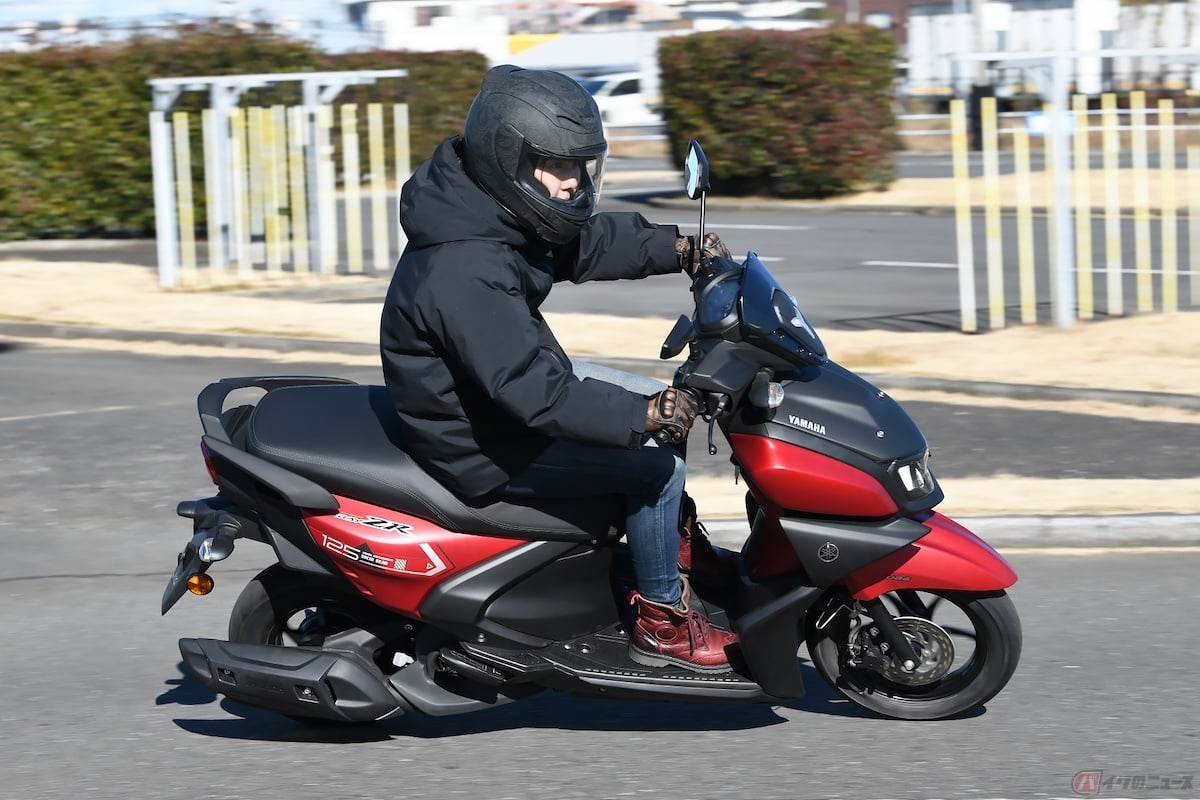 走り出しはクイックに反応してくれるCYGNUS 125 RAY ZR HYBRID